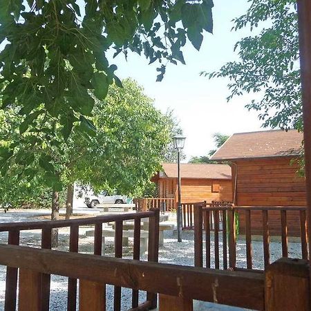 Cuevas del Campo Cabanas Negratin מראה חיצוני תמונה